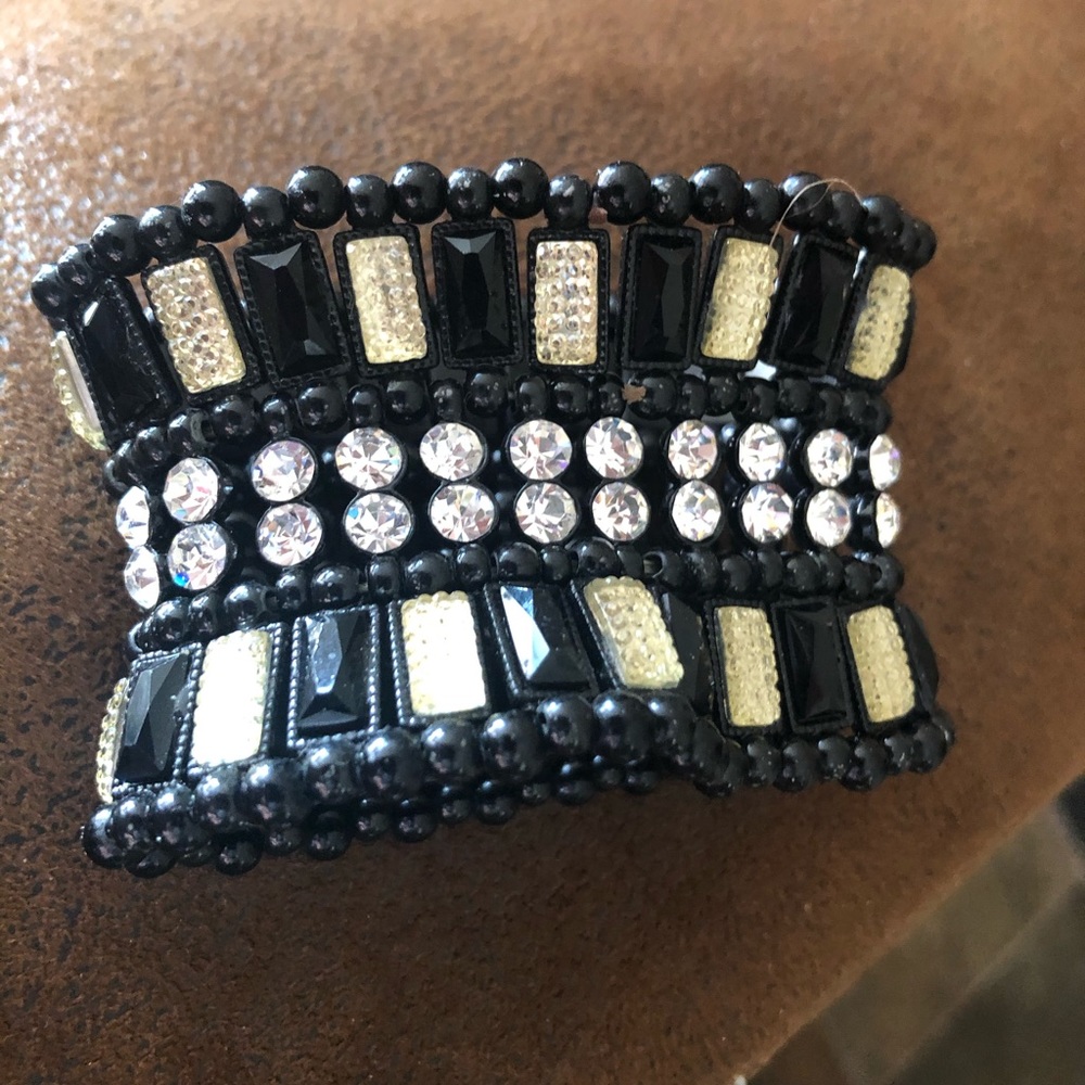 Stretch beaded bracelet
